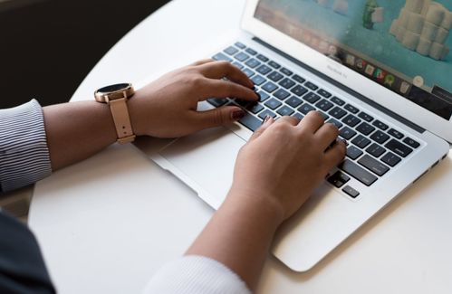 深圳鹽田區(qū)哪里的web前端開發(fā)培訓機構(gòu)好 web前端開發(fā)技術(shù)